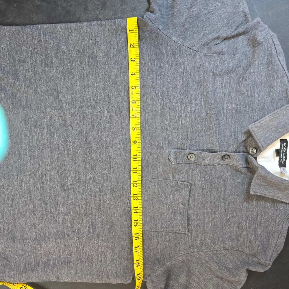 Banana Republic Mens Performance Pique Polo Shirt Gray Short Sleeve Pocket M